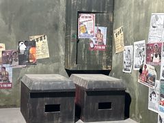 -荒岛实景沉浸密室(江汉路1店)