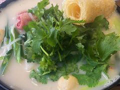 -肥汁米蘭香港米线(宁波路总店)