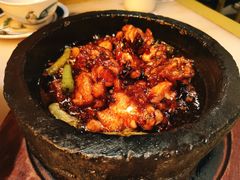 石锅杭椒牛蛙-桂满陇天书(南京德基旗舰店)