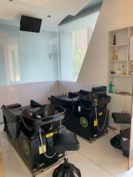 -CUT CUT Hair Salon