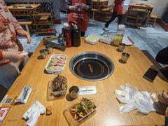 -三个四川人火锅(华联商厦店)