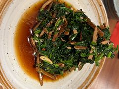 青年拌菜-青年公社烤鸭(宝杨宝龙广场店)