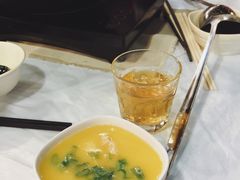 -鲜入围煮花胶鸡海鲜火锅