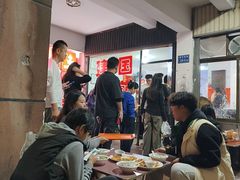 -建国蚵煎蚵面