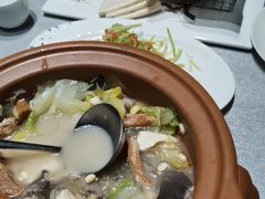 -郑庄脂渣海鲜楼(九水路店)
