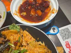 -川流不息·地道川菜·小龙虾(松东路店)