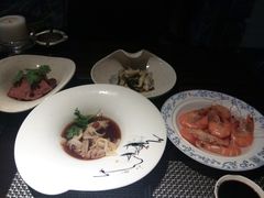 -浅深(世茂滨江精品店)