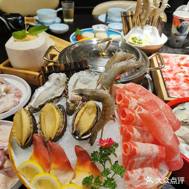 足不出沪，打卡正宗海南椰子鸡火锅