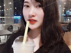 -Cha Café and Bistro