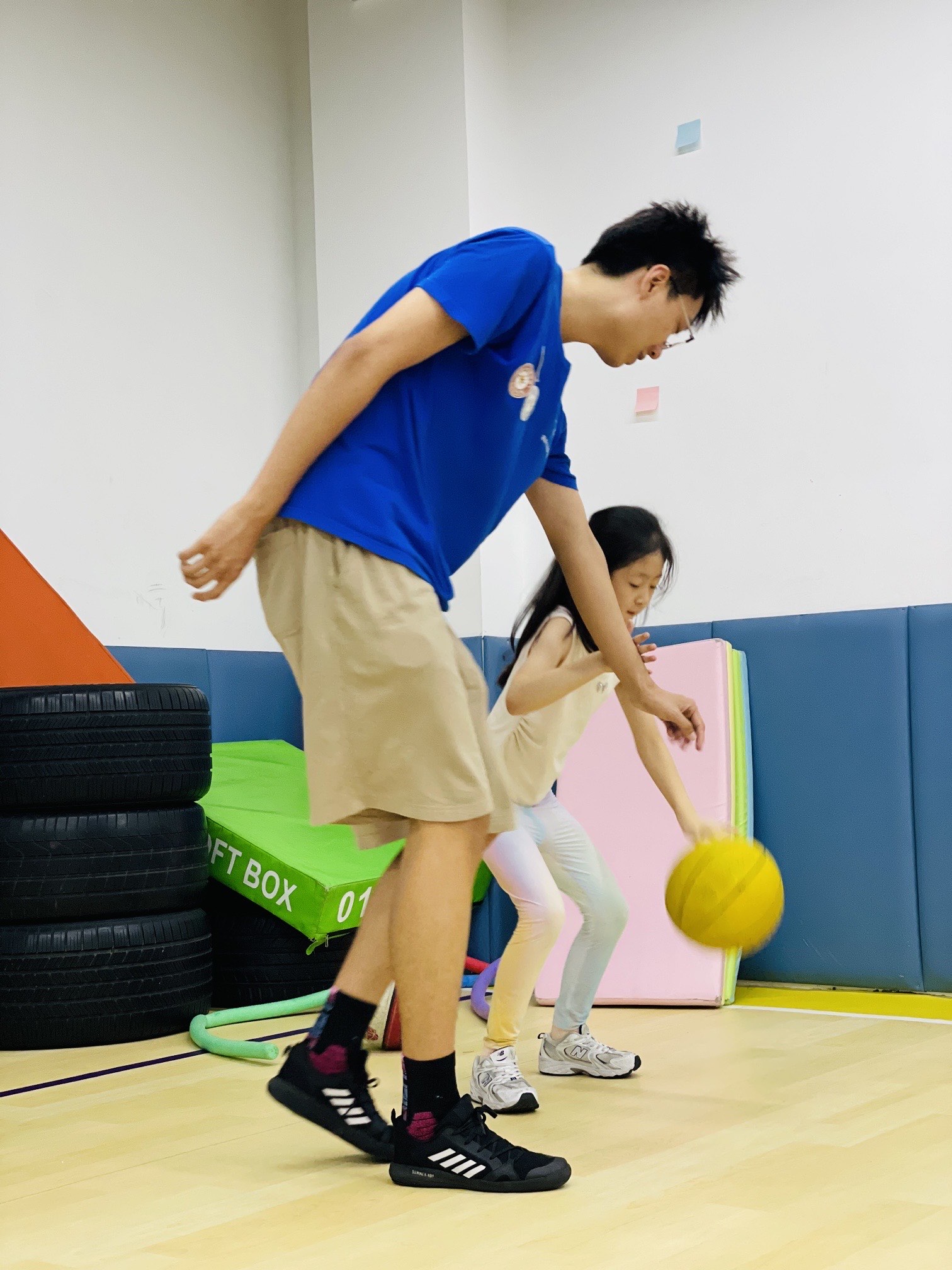 幼儿篮球训练方法图片