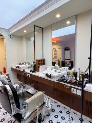 -理昂男士理发店 Barber shop