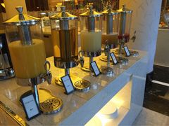 希尔顿酒店360°餐厅-东西风牛排馆周末烧烤自助(首都机场希尔顿店)