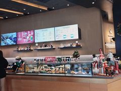 -星巴克臻选(上海合生汇1F店)