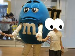 -m豆巧克力世界(上海世茂广场店)