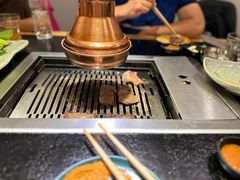 -臻牛烤肉