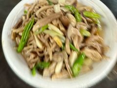 -土砂锅生态山庄·非遗砂锅雅鱼