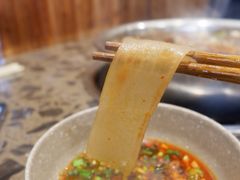 -肖肖酸萝卜鱼火锅(总店)