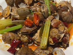 -休记光头香辣蟹干锅店(衣冠庙店)