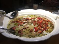 -江渔儿酸菜鱼(东山店)