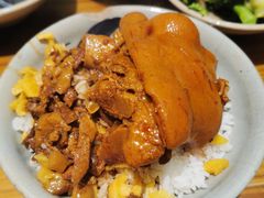 猪脚卤肉饭-红猪卤肉饭(大西洋美食城店)