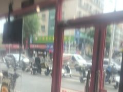 -塔斯汀中国汉堡(横岗志健广场店)