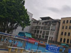 -矿泉游泳场