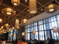 大堂-齐河孔雀王温泉酒店·金孔雀自助百汇