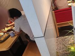 -蜜桃餐厅·伴山(绿宝广场店)