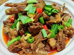 -三湘四水正宗湘菜(君峰路店)