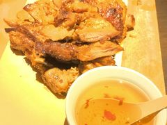 -大头虾越式风味餐厅(光明广场店)