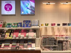 -4iNLOOK美瞳店(上海日月光中岛店)