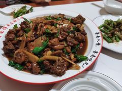 -鲁南仔·滕州炒鸡(经三路店)