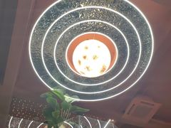 -Dragon Pizza•圆脸龙披萨·牛排餐厅