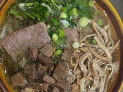 -花溪牛肉粉(八鸽岩店)