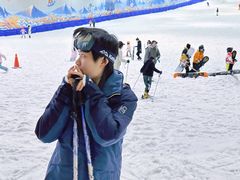 -乔波室内滑雪场