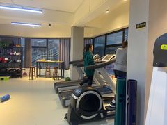 -GYMPLUS私教健身会馆(大悦城店)