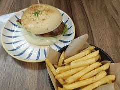 -必胜客(联投东方店)