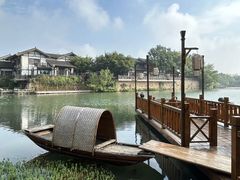 -茅山东方盐湖城景区