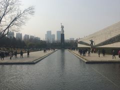 -侵华日军南京大屠杀遇难同胞纪念馆-停车场