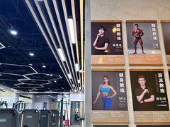 -跃动游泳健身俱乐部(新华传媒店)