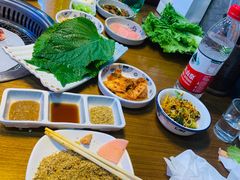 -豚豚猪村烤肉·韩国烤肉(总店)