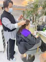 点击看大图 -秦·专注剪发