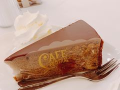 萨赫蛋糕-中央咖啡馆