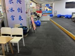 -正佳冰河湾真冰滑冰场