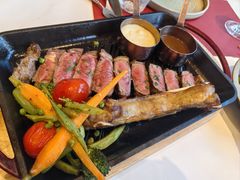 -普朗姆生蚝牛排馆 The Plump Oyster(成都摩方购物中心店)