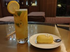 -广州中心皇冠假日酒店·汇点大堂吧