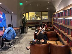 等位区-LELECHA乐乐茶(上海五角场万达广场店)