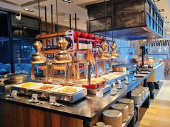 -松咖啡自助餐厅·松北香格里拉