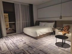 -大连星海皇冠假日酒店