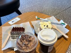 -星巴克臻选(上海合生汇1F店)